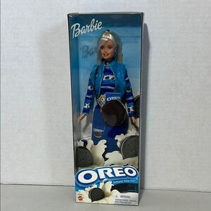 Barbie Mattel Vintage 2001 Oreo Themed School Time Fun Doll